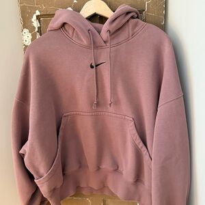 Nike Women’s Sportswear Oversized Pullover Hoodie